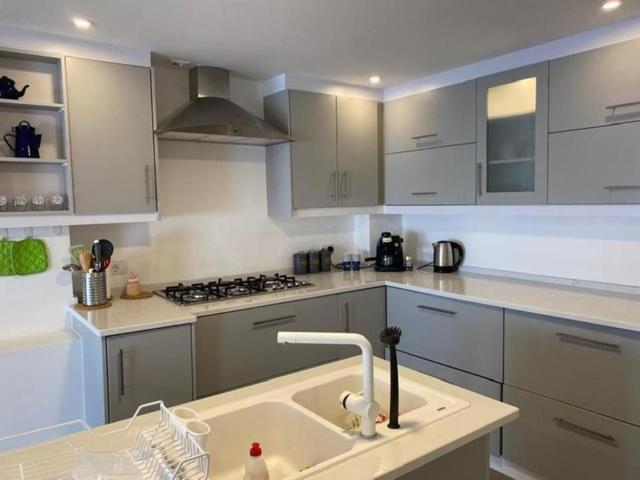 מאדאבה Golden Rays Chalet מראה חיצוני תמונה