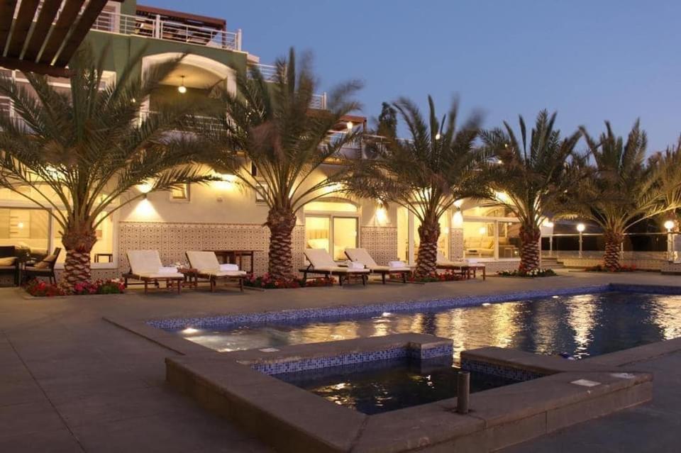 מאדאבה Golden Rays Chalet מראה חיצוני תמונה