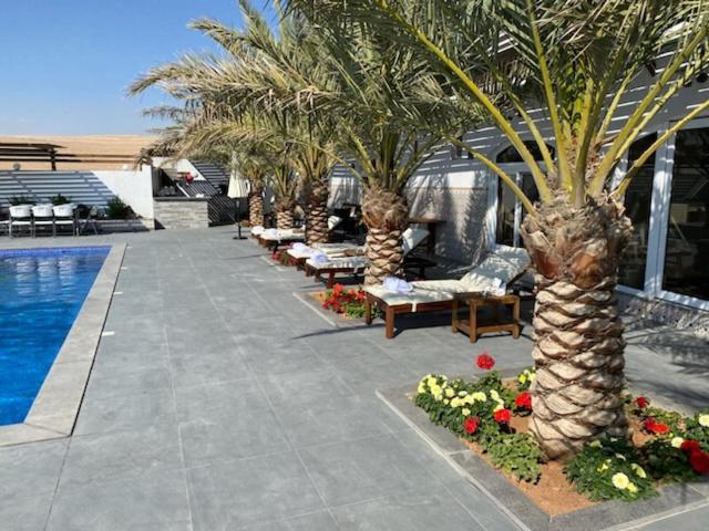 מאדאבה Golden Rays Chalet מראה חיצוני תמונה
