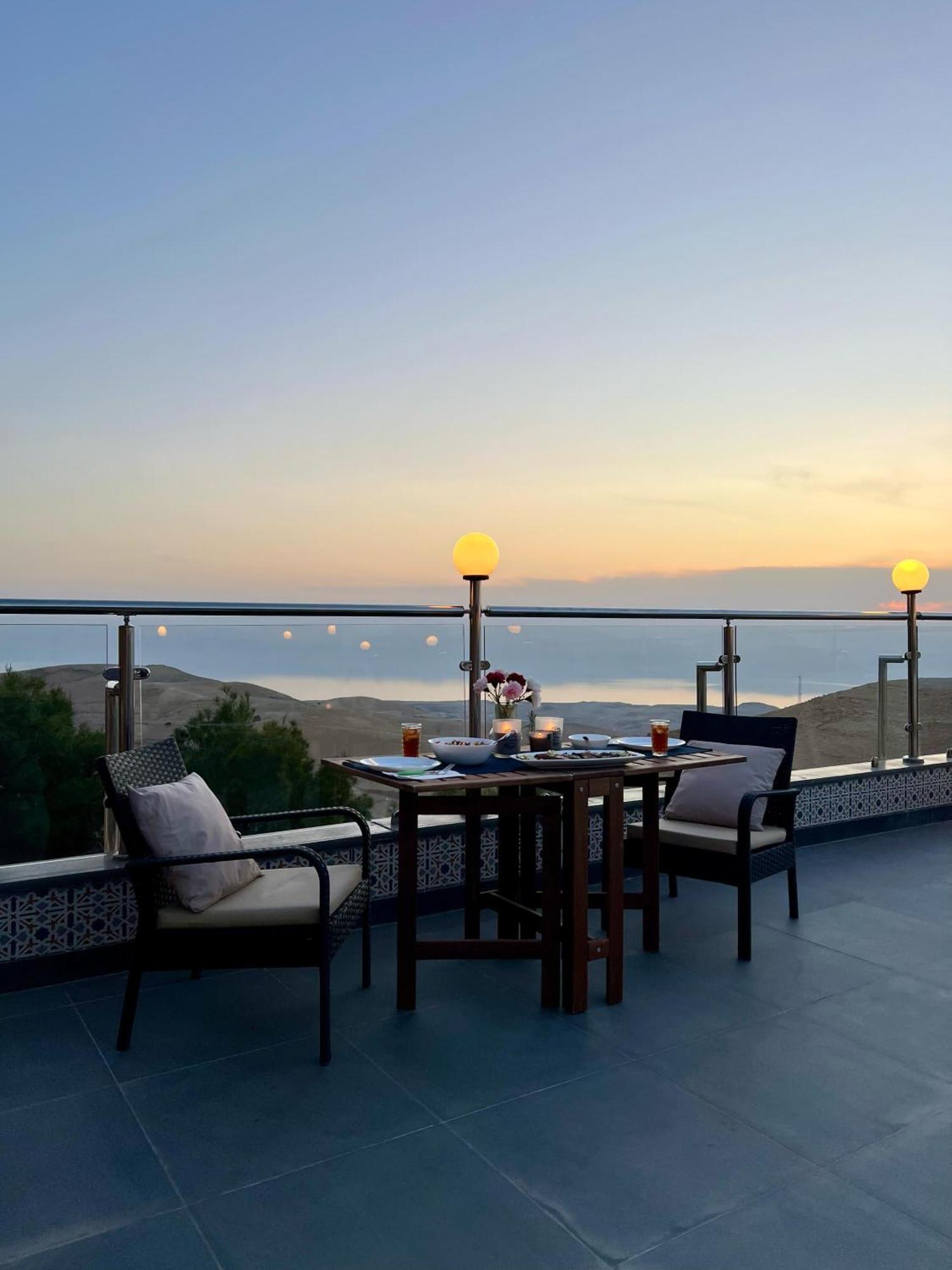 מאדאבה Golden Rays Chalet מראה חיצוני תמונה
